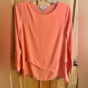Charlie Paige Coral Layered Chiffon Blouse Size Large Loose Flowy Dressy Casual